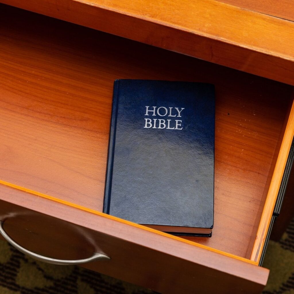 why-do-hotels-have-bibles-in-them-2024